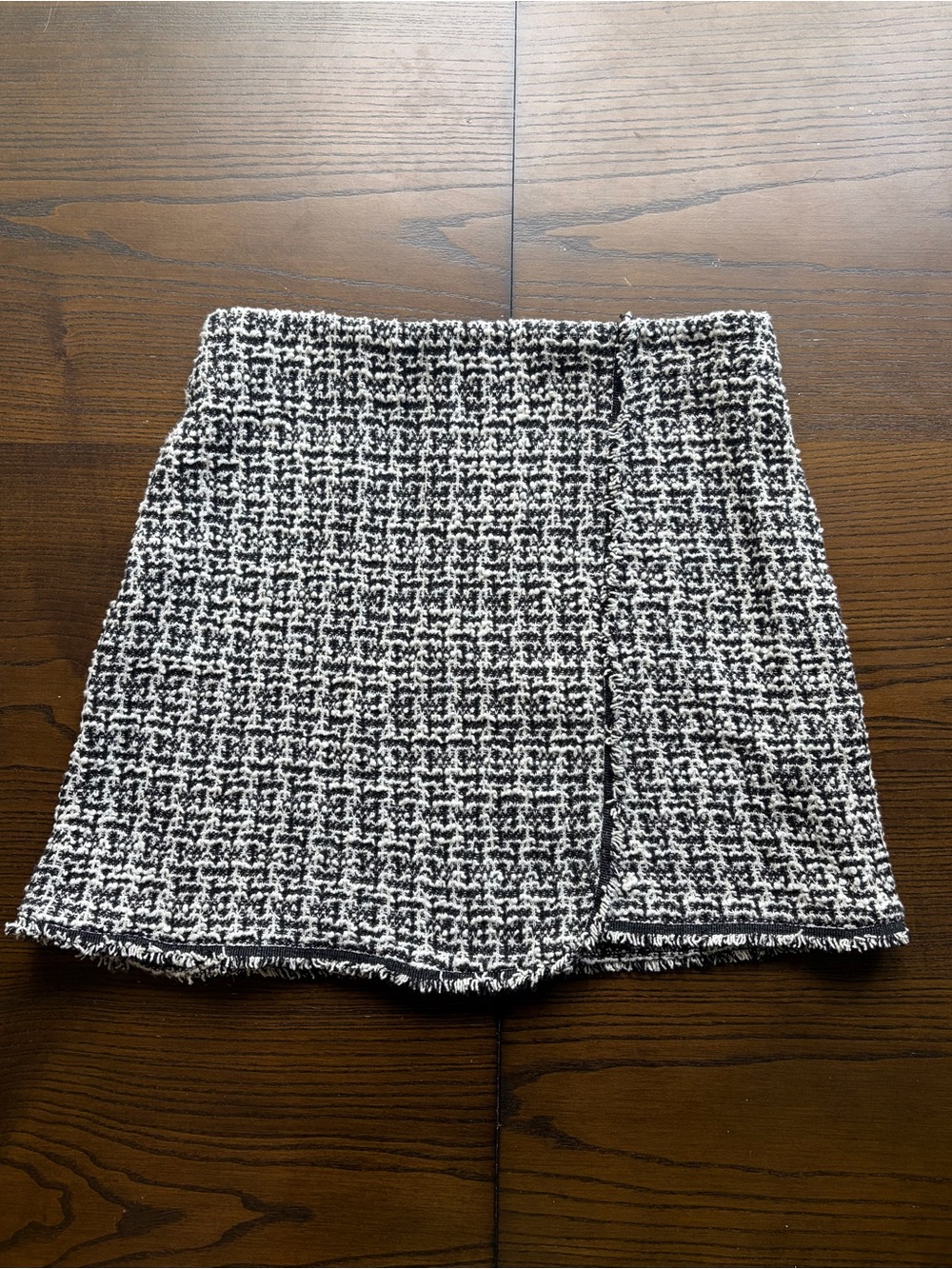Max Studios Black and White Houndstooth Skirt Size Small
